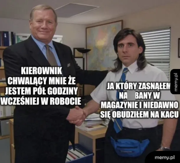 Mężczyzna w garniturze rozmawia z mężczyzną w koszuli i z torbą na biodrach.